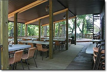 Photo copyright Wildernest Inn.